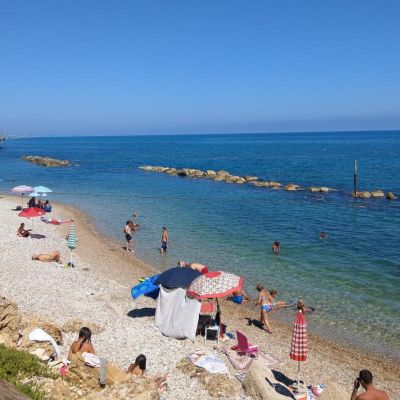 Spiaggia di Valle Grotte 🏖️ Chieti, Italy - detailed features, map, photos