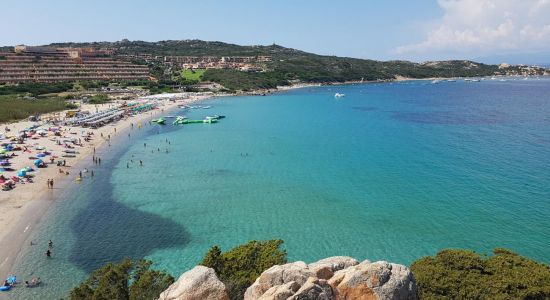 Top 8 beaches of Sardinia with views of Corsica