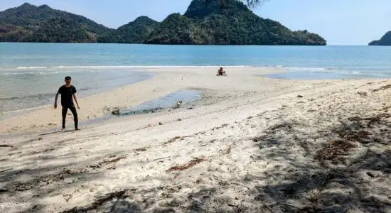 Selat Pancur Beach
